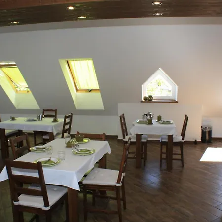 Apartament Juhar Apartman Nr 83