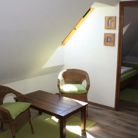Juhar Apartman Nr 83 * Balatongyörök