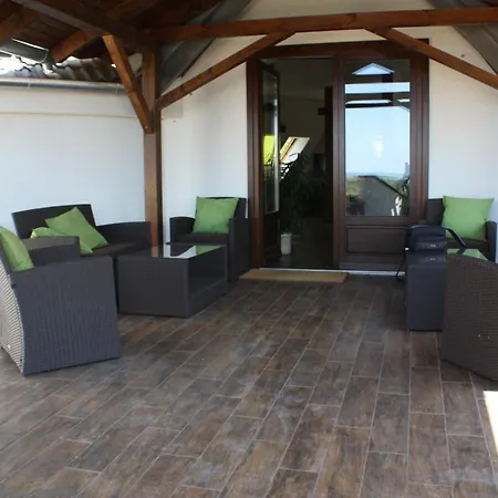 Juhar Apartman Nr 83 Apartament Balatongyörök