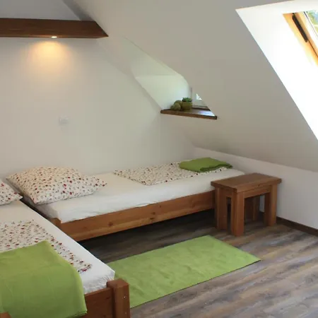 Juhar Apartman Nr 83 * Balatongyörök